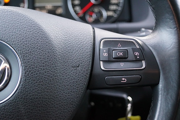 Volkswagen Touran 13 of 30