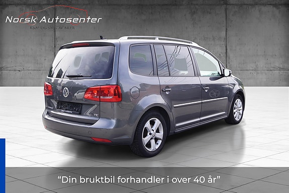 Volkswagen Touran 4 of 30