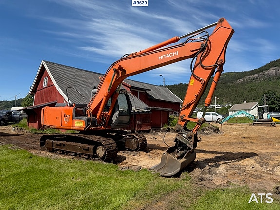 Hitachi ZX160LC Gravemaskin m/ 3 skuffer 5 of 5