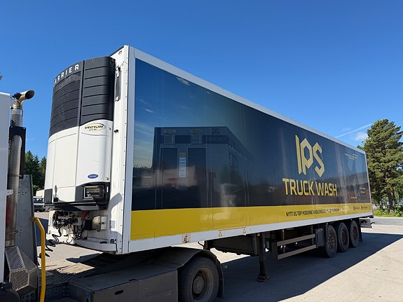 Schmitz CARGOBULL SKO 24/L