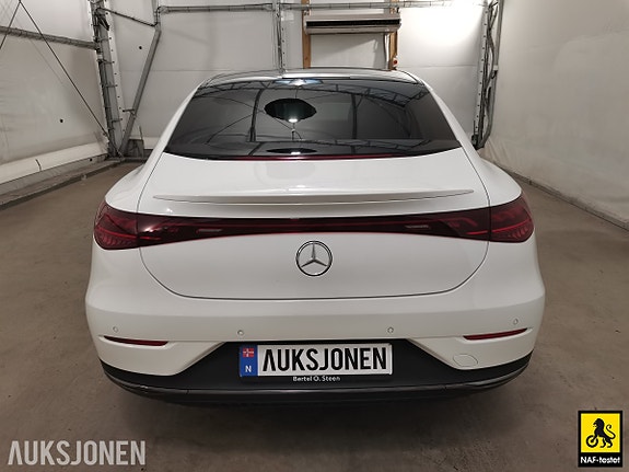 Mercedes-Benz EQE300 5 of 5