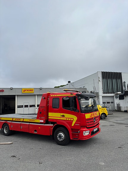 Mercedes-Benz Atego 7 of 19