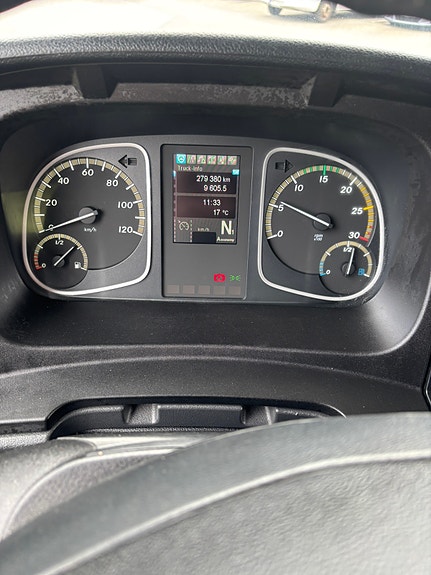 Mercedes-Benz Atego 16 of 19