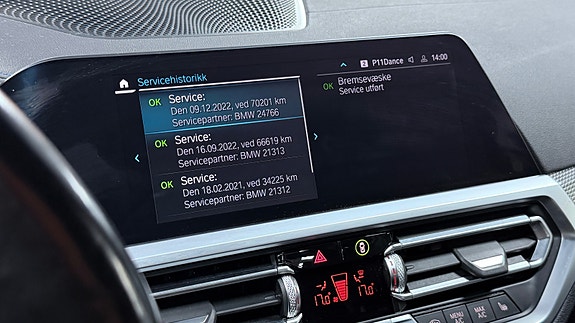 BMW 330e 17 of 19
