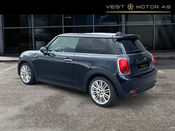 MINI Cooper SE 5 of 5