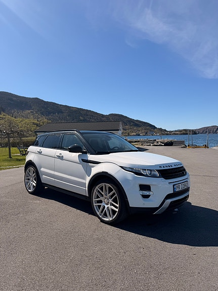 Land Rover Range Rover 2 of 5