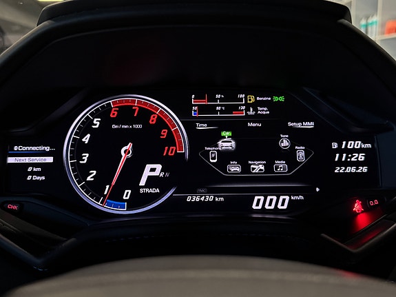 Lamborghini Huracan Spyder 26 of 30