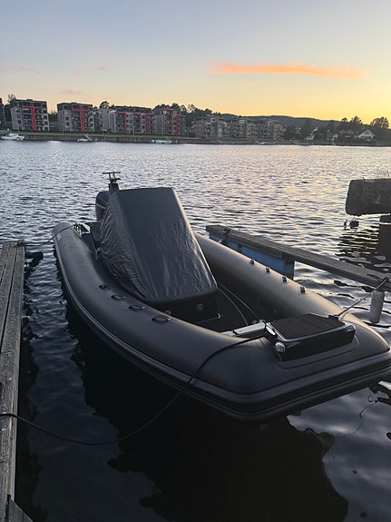 Brig Eagle 8, Black Edition 3 of 5