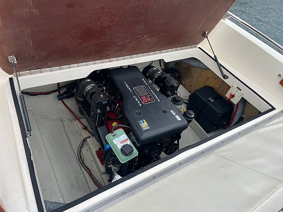 Svært pen og velholdt Windy 7500 med nyere motor til salgs 5 of 5