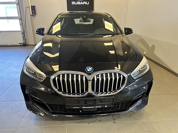 BMW 118i 5 of 12