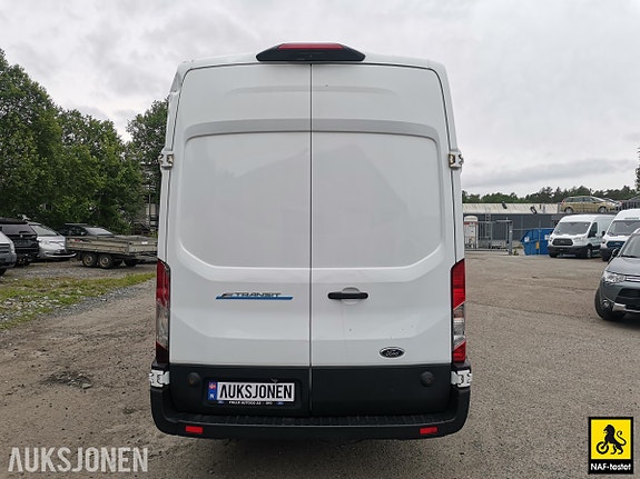 Ford Transit 5 of 5