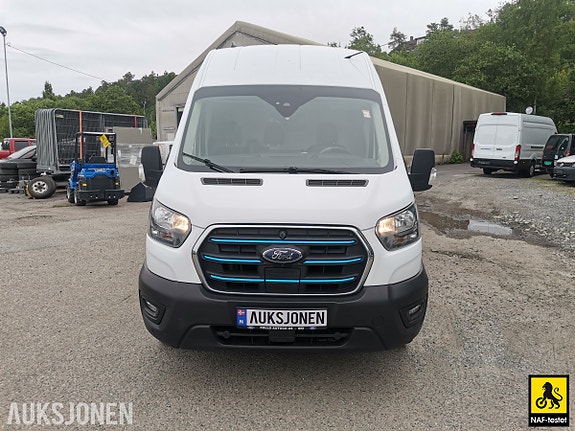 Ford Transit 2 of 5