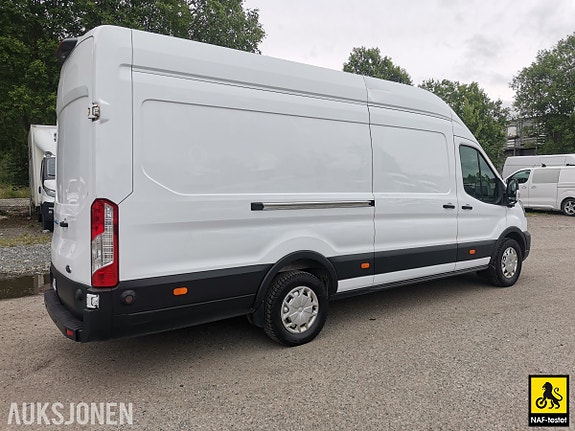 Ford Transit 4 of 5