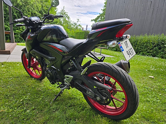 Suzuki GSX-S 125 3 of 5