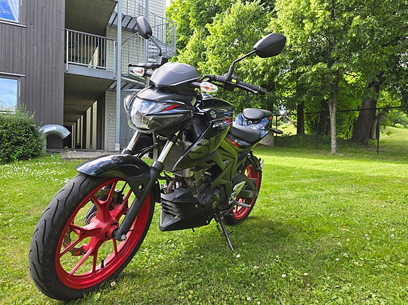 Suzuki GSX-S 125 4 of 5