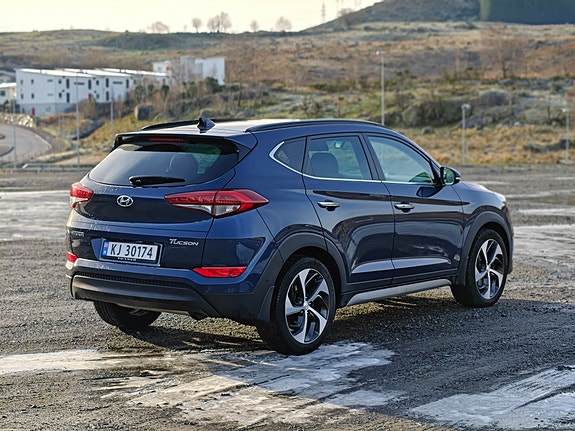 Hyundai Tucson 4 of 17