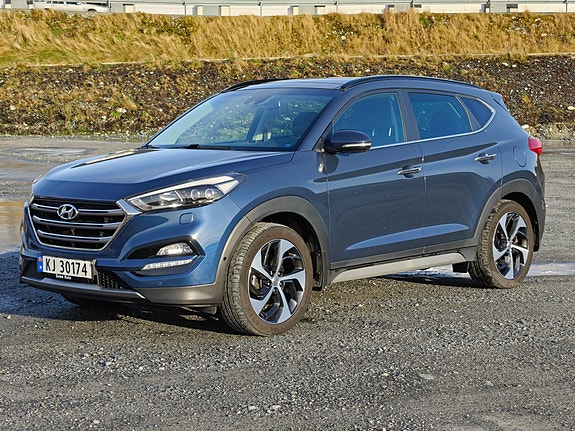 Hyundai Tucson 12 of 17