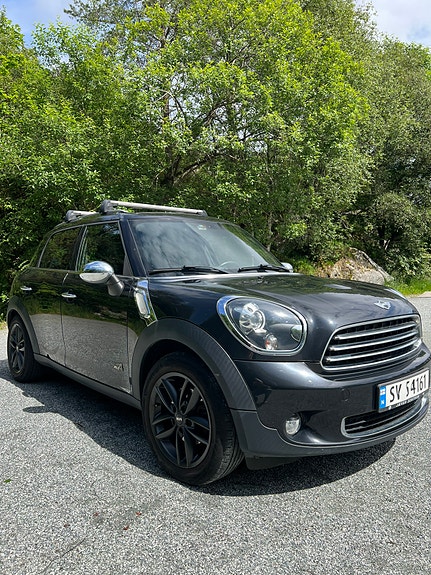 MINI Countryman Cooper D 4 of 5