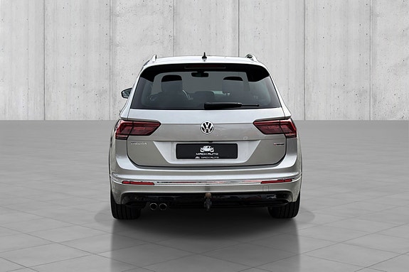 Volkswagen Tiguan 5 of 5