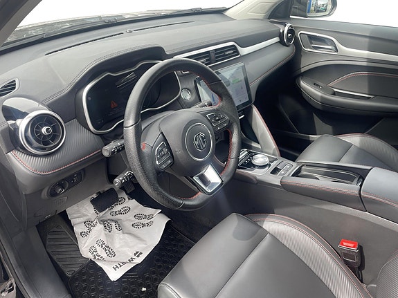 MG ZS EV 7 of 18