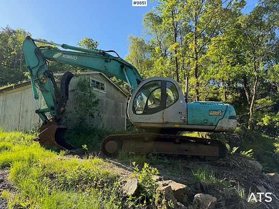 Kobelco SK200SV 2 of 5