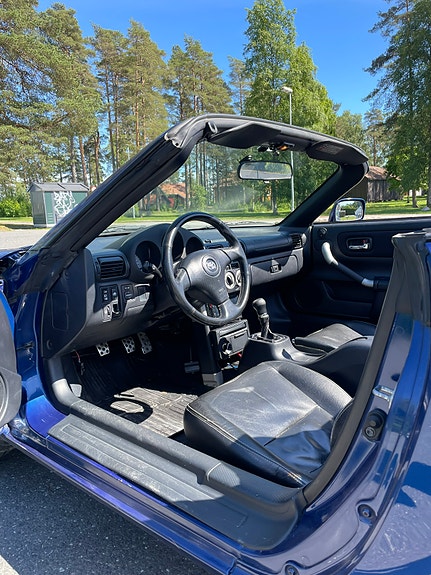 Toyota MR2 19 of 23