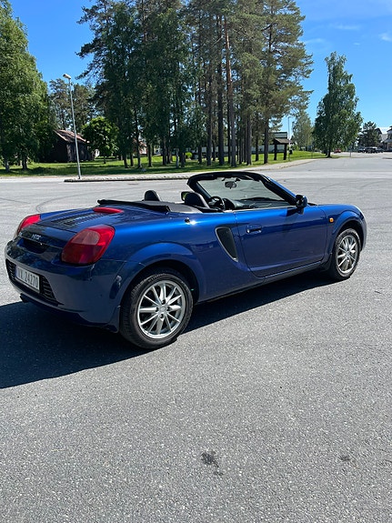 Toyota MR2 5 of 5