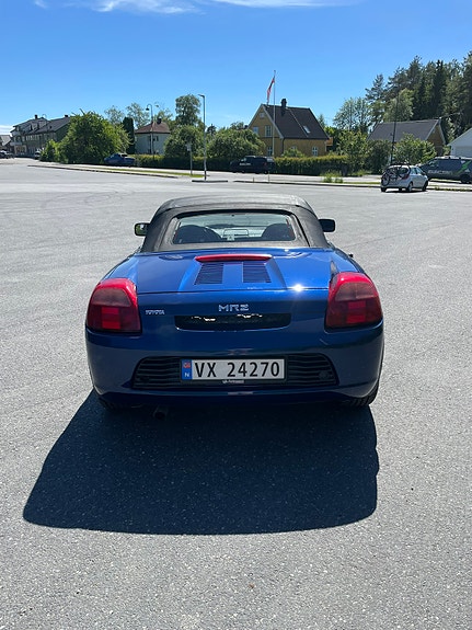 Toyota MR2 10 of 23