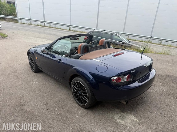 Mazda MX-5 16 of 30