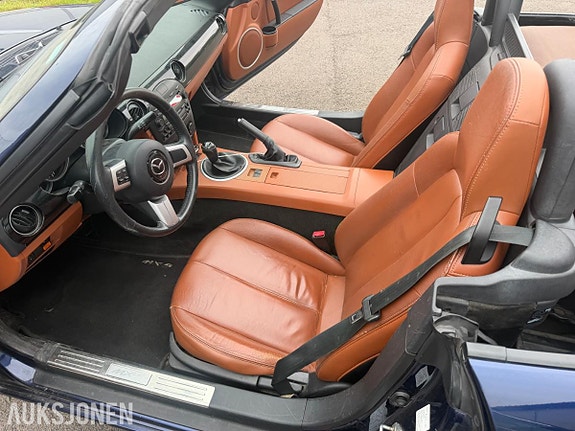 Mazda MX-5 22 of 30