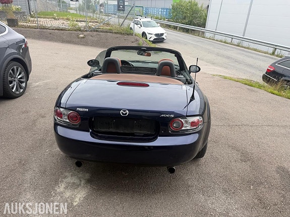 Mazda MX-5 14 of 30
