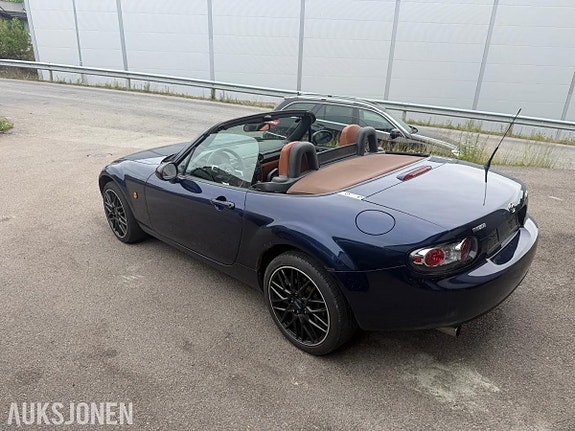 Mazda MX-5 17 of 30
