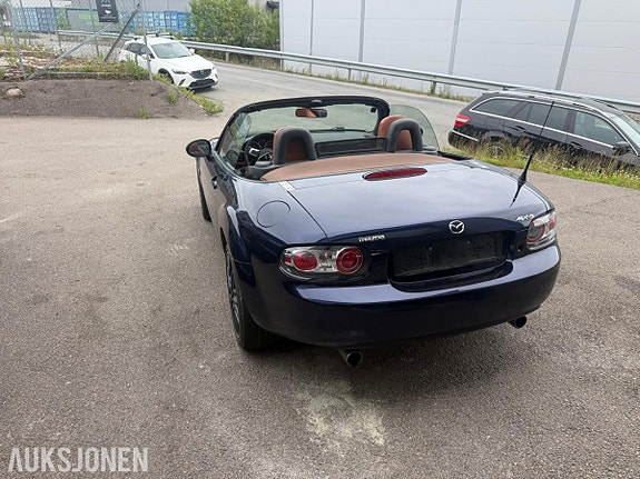 Mazda MX-5 15 of 30