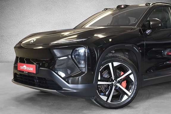 NIO EL7 2 of 5