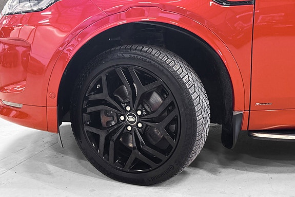 Land Rover Discovery Sport 4 of 5