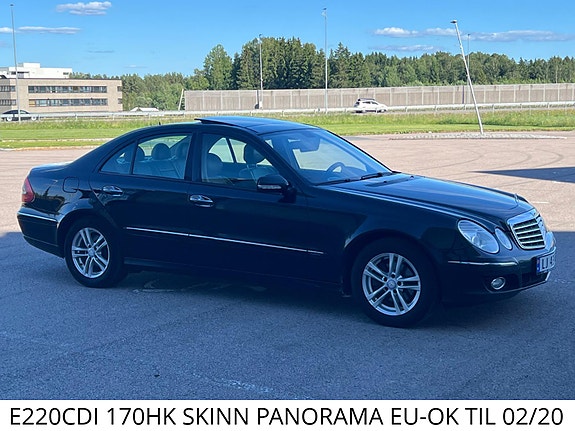 Mercedes-Benz E220 2 of 20