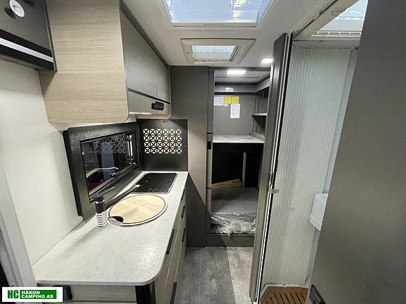 Challenger Sommer tilbud - Du sparer 176 600,- X250 OPEN EDITION AUTOMAT Fiat Ducato JTD 140 hk 2,2L auto, SUPERDEAL på denne. 12 of 24