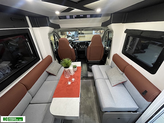Challenger Sommer tilbud - Du sparer 176 600,- X250 OPEN EDITION AUTOMAT Fiat Ducato JTD 140 hk 2,2L auto, SUPERDEAL på denne. 11 of 24