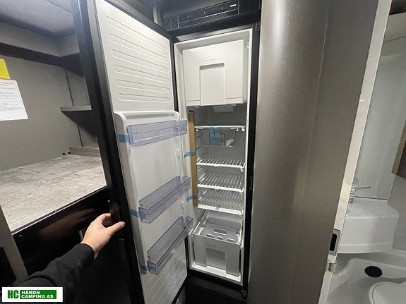 Challenger Sommer tilbud - Du sparer 176 600,- X250 OPEN EDITION AUTOMAT Fiat Ducato JTD 140 hk 2,2L auto, SUPERDEAL på denne. 21 of 24