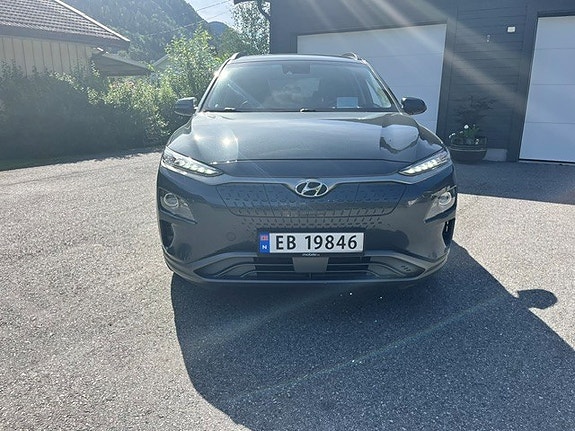 Hyundai Kona 3 of 5