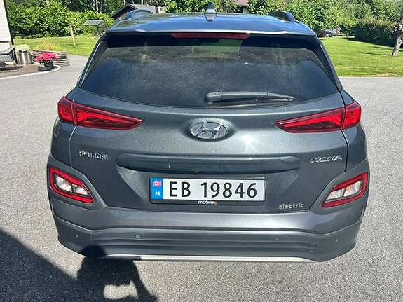 Hyundai Kona 4 of 5
