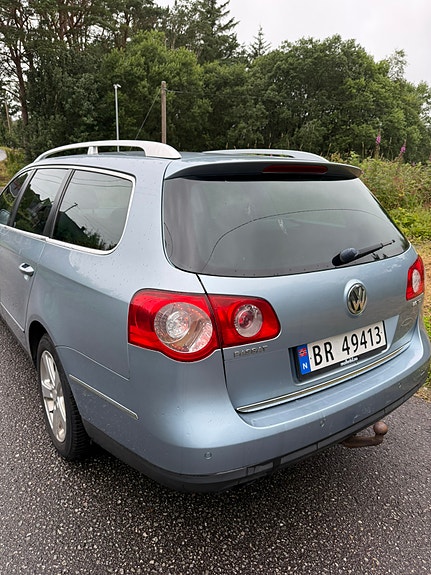 Volkswagen Passat 6 of 30