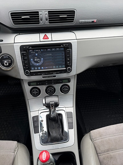 Volkswagen Passat 26 of 30