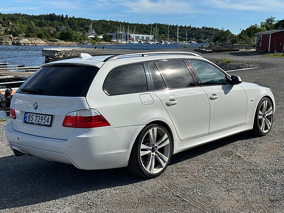 BMW 520d 4 of 30