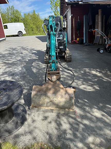 Kobelco SK10SR-2E 5 of 5