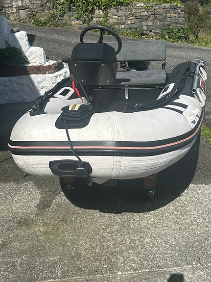 SUZUMAR 9 fot med Yamaha Vmax 9.9/15 hk 3 of 5