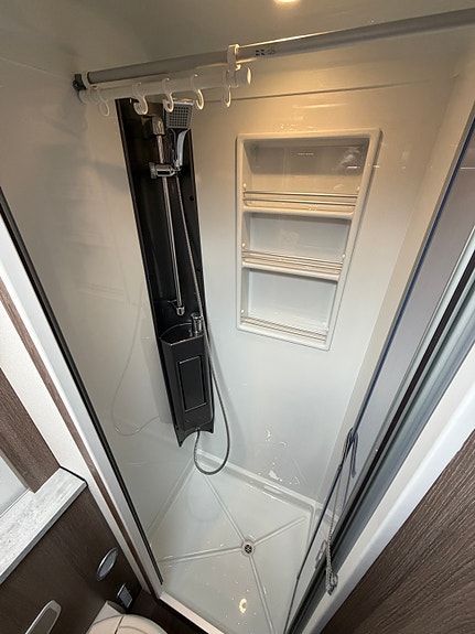 Bilde 37 av KABE ROYAL 810 LXL
