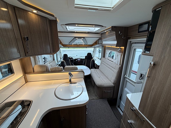 Bilde 26 av KABE ROYAL 810 LXL
