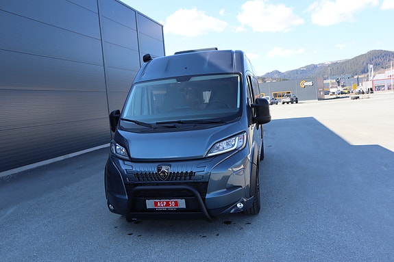 Peugeot MARKEDETS BESTE HELÅRSBIL  Narvik Arctic Edition 4 of 5