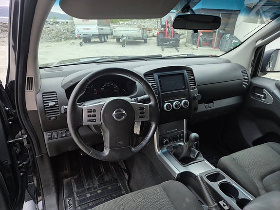 Nissan Navara 7 of 16